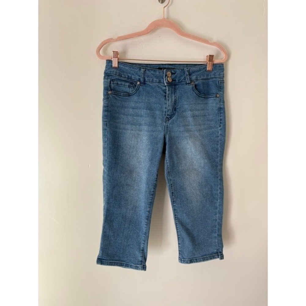 d.jeans Womens Size 8 Medium Wash Mid Rise Double Button Capri Cropped Jeans